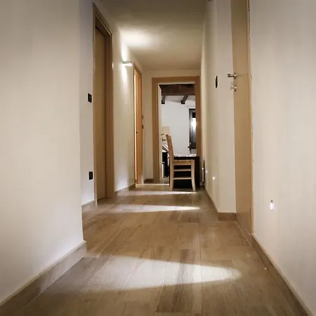 La Casa Dei Gatti Alojamento de Acomodação e Pequeno-almoço 3*